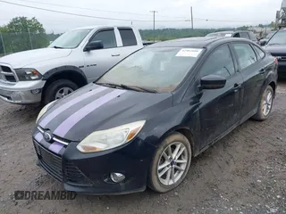2012 Ford Focus SE с VIN 1FAHP3F21CL460902, выставлен на аукционе IAAI как лот 42482808 с пробегом 147 576 миль миль и . История ставок и продаж доступна на DreamBid. Изображение 2.