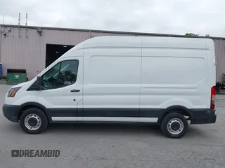 2019 Ford Transit with VIN 1FTYR2XM1KKB75460, listed as a IAAI auction lot 42682602 with 62,669 mi miles and . Bid and sale history available at DreamBid. Image 14.