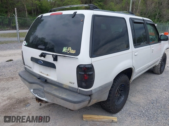 1999 Ford Explorer XLT z VIN 1FMZU34E1XZA39121, wystawiony jako IAAI lot #42107728 z przebiegiem 194 374 mil mil oraz . Historia ofert i sprzedaży dostępna na DreamBid. Obrazek 4.