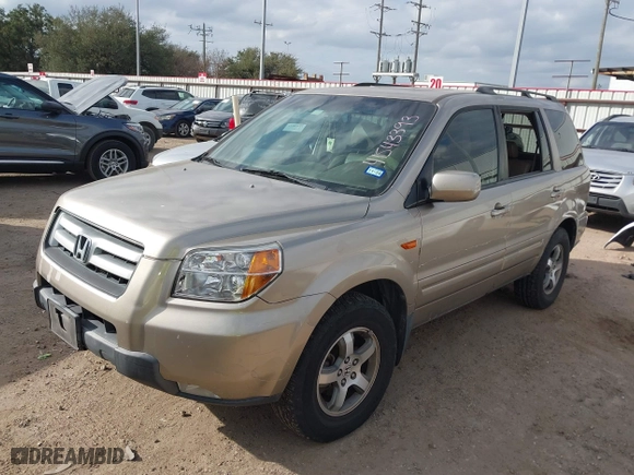 2006 Honda Pilot EX-L with VIN 5FNYF28586B039412, listed as a IAAI auction lot 41543393 with 223,685 mi miles. Bid and sale history available at carsss.com. Image 2.