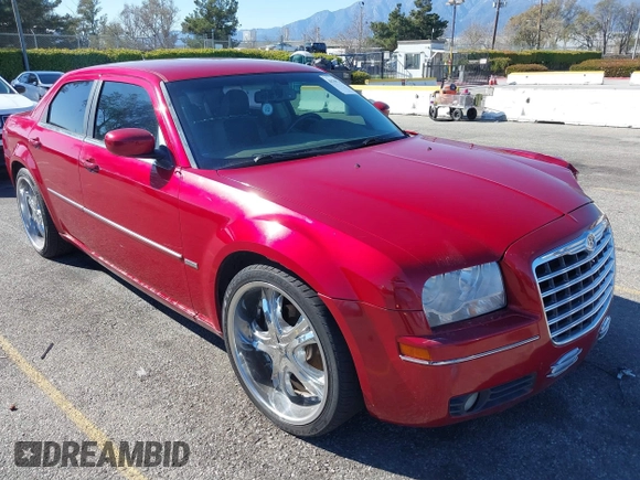 2008 Chrysler 300 Touring with VIN 2C3LA53G08H225028, listed as a IAAI auction lot 41797476 with 94,404 mi miles and . Bid and sale history available at carsss.com. Image 1.