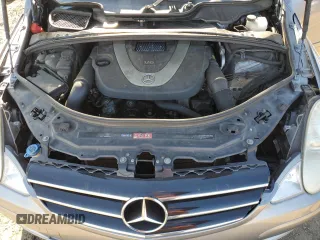 2010 Mercedes-Benz R-Class R 350 with VIN 4JGCB6FE9AA111392, listed as a Copart auction lot 46088405 with 176,448 mi miles and Salvage Title. Bid and sale history available at carsss.com. Image 12.