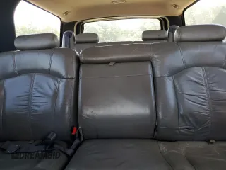 2002 Chevrolet Suburban LS с VIN 3GNEC16Z02G326802, выставлен на аукционе Copart как лот 56703835 с пробегом 139 480 миль миль и Списание • Salvage title. История ставок и продаж доступна на DreamBid. Изображение 10.