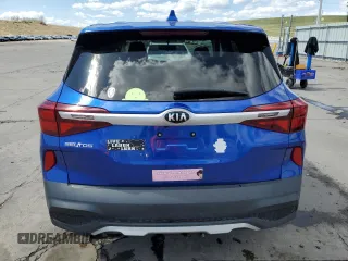 2021 Kia Seltos LX z VIN KNDEPCAA1M7156409, wystawiony jako Copart lot #54250375 z przebiegiem 42 378 mil mil oraz Szkody całkowita. Historia ofert i sprzedaży dostępna na DreamBid. Obrazek 6.