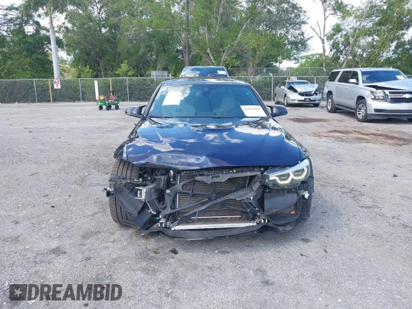 2018 BMW M3 z VIN WBS8M9C57J5K98465, wystawiony jako IAAI lot #41918104 z przebiegiem 44 100 mil mil oraz . Historia ofert i sprzedaży dostępna na DreamBid. Obrazek 6.