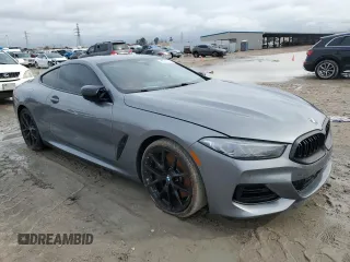 2024 BMW 8 Series M850i xDrive z VIN WBABC4C0XRCN56084, wystawiony jako Copart lot #86747974 z przebiegiem Nie podano mil oraz Szkody całkowita. Historia ofert i sprzedaży dostępna na DreamBid. Obrazek 4.