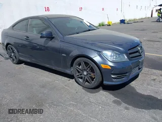 2014 Mercedes-Benz C 250 с VIN WDDGJ4HB7EG278441, выставлен на аукционе IAAI как лот 42839714 с пробегом 48 907 миль миль и . История ставок и продаж доступна на DreamBid. Изображение 1.
