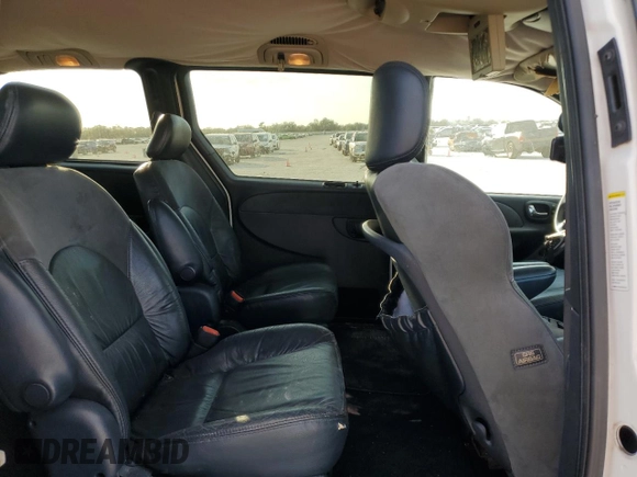 2002 Chrysler Town & Country Limited with VIN 2C8GP64L12R571490, listed as a Copart auction lot 43608465 with 158,236 mi miles and Salvage Title. Bid and sale history available at carsss.com. Image 11.