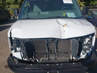 2018 Chevrolet Express Cargo Van with VIN 1GCWGAFG6J1338370, listed as a IAAI auction lot 40543708 with 1 mi miles. Bid and sale history available at carsss.com. Image 10.