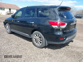 2015 Nissan Pathfinder SV with VIN 5N1AR2MM9FC625843, listed as a IAAI auction lot 41996006 with Not Provided miles and . Bid and sale history available at DreamBid. Image 3.