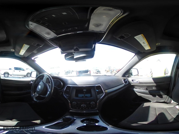 2019 Jeep Grand Cherokee Laredo E with VIN 1C4RJFAG9KC545246, listed as a IAAI auction lot 41478586 with 146,025 mi miles. Bid and sale history available at carsss.com. Image 18.