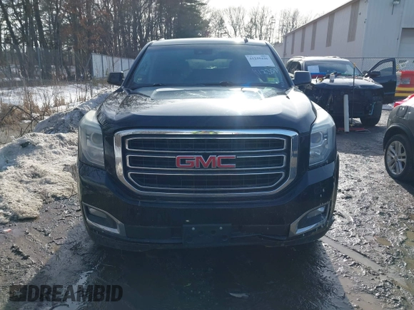 2015 GMC Yukon XL SLT with VIN 1GKS2HKC9FR159164, listed as a IAAI auction lot 41708822 with 136,730 mi miles. Bid and sale history available at carsss.com. Image 12.