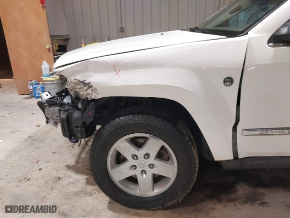 2007 Jeep Grand Cherokee Limited with VIN 1J8HR58217C552426, listed as a IAAI auction lot 41834106 with 130,537 mi miles. Bid and sale history available at carsss.com. Image 14.