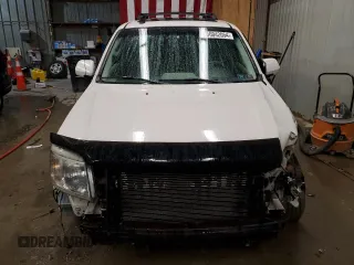 2009 Mercury Mariner Premier with VIN 4M2CU97749KJ15561, listed as a Copart auction lot 86042054 with 153,073 mi miles and Salvage Title. Bid and sale history available at carsss.com. Image 5.