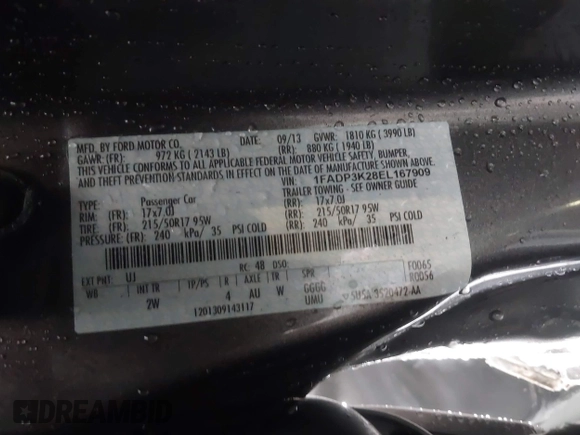 2014 Ford Focus SE with VIN 1FADP3K28EL167909, listed as a IAAI auction lot 41747128 with 239,780 mi miles. Bid and sale history available at carsss.com. Image 9.