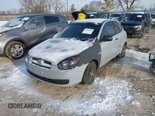 2011 Hyundai Accent GS z VIN KMHCM3AC9BU195826, wystawiony jako IAAI lot #41610260 z przebiegiem 112 508 mil mil oraz . Historia ofert i sprzedaży dostępna na DreamBid. Obrazek 17.