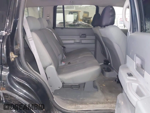 2005 Dodge Durango SXT with VIN 1D4HB38N15F610902, listed as a IAAI auction lot 41599584 with 175,661 mi miles and . Bid and sale history available at DreamBid. Image 8.