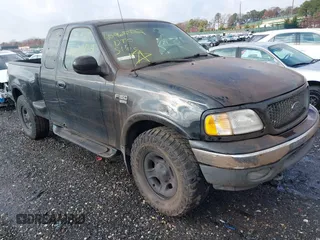 2001 Ford F-150 XL z VIN 2FTRX08L51CA81038, wystawiony jako IAAI lot #40965432 z przebiegiem Nie podano mil oraz . Historia ofert i sprzedaży dostępna na DreamBid. Obrazek 1.