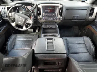 2017 GMC Sierra 2500HD Denali z VIN 1GT12UEY0HF114366, wystawiony jako Copart lot #54540275 z przebiegiem 78 066 mil mil oraz Szkoda całkowita • Salvage title. Historia ofert i sprzedaży dostępna na DreamBid. Obrazek 8.