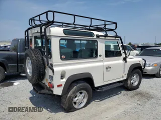 1997 Land Rover Defender with VIN SALDV3241VA126530, listed as a Copart auction lot 57291725 with Not provided miles and Clean title. Bid and sale history available at DreamBid. Image 3.