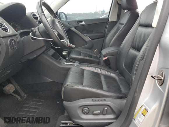 2010 Volkswagen Tiguan with VIN WVGAV9AX2AW511886, listed as a Copart auction lot 85361614 with 83,850 mi miles and Clean Title. Bid and sale history available at DreamBid. Image 7.