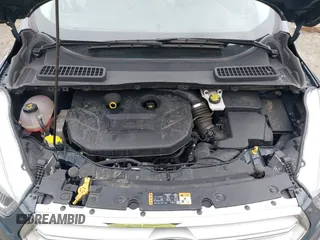 2019 Ford Escape Titanium with VIN 1FMCU9J95KUC28621, listed as a IAAI auction lot 41825297 with 60,373 mi miles. Bid and sale history available at carsss.com. Image 10.