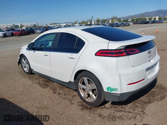 2015 Chevrolet Volt with VIN 1G1RC6E40FU132408, listed as a IAAI auction lot 41970108 with 82,038 mi miles and . Bid and sale history available at DreamBid. Image 3.