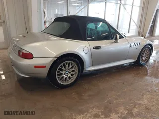2001 BMW Z3 2.5i with VIN WBACN33431LM00114, listed as a IAAI auction lot 41689600 with 91,636 mi miles. Bid and sale history available at carsss.com. Image 4.