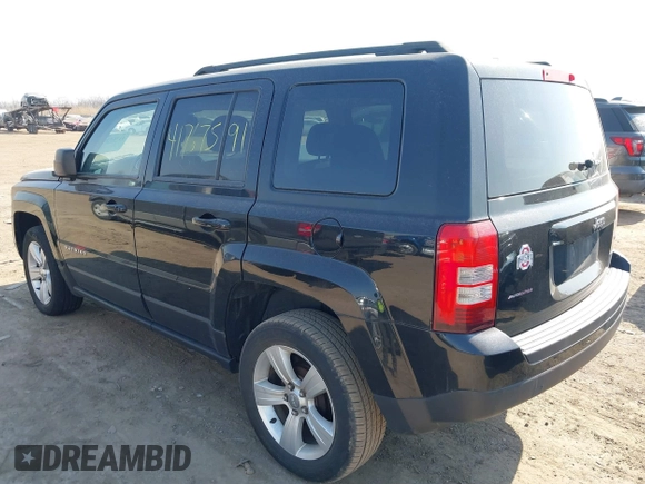 2015 Jeep Patriot Latitude with VIN 1C4NJPFB2FD157907, listed as a IAAI auction lot 41767591 with 111,738 mi miles and . Bid and sale history available at DreamBid. Image 3.