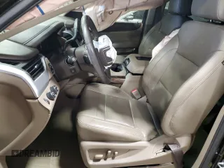 2018 GMC Yukon XL SLT with VIN 1GKS2GKC1JR369793, listed as a Copart auction lot 50399995 with 0 mi miles and Salvage Title. Bid and sale history available at carsss.com. Image 7.