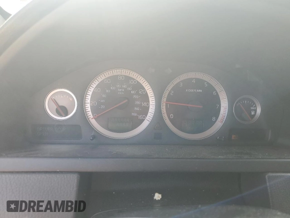 2013 Volvo XC90 Premier Plus with VIN YV4952CZ8D1631719, listed as a Copart auction lot 55133285 with Not Provided miles and Salvage Title. Bid and sale history available at DreamBid. Image 9.
