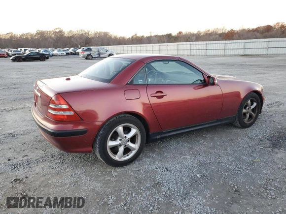 2004 Mercedes-Benz SLK-Class with VIN WDBKK65F14F299017, listed as a Copart auction lot 84318864 with 92,677 mi miles and Clean Title. Bid and sale history available at carsss.com. Image 3.