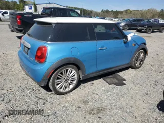 2015 MINI Hardtop with VIN WMWXM5C5XFT942679, listed as a Copart auction lot 49799655 with 79,072 mi miles and Salvage Title. Bid and sale history available at DreamBid. Image 3.