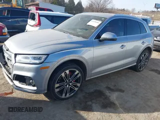 2018 Audi SQ5 Prestige z VIN WA1C4AFY5J2134488, wystawiony jako IAAI lot #41430184 z przebiegiem 82 332 mil mil oraz . Historia ofert i sprzedaży dostępna na DreamBid. Obrazek 18.