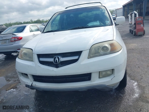 2005 Acura MDX Touring with VIN 2HNYD18695H545777, listed as a IAAI auction lot 42050248 with 207,377 mi miles. Bid and sale history available at carsss.com. Image 12.