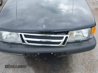 1994 Saab 900 z VIN YS3AK76E4R7002454, wystawiony jako IAAI lot #42147468 z przebiegiem 538 mil mil oraz . Historia ofert i sprzedaży dostępna na DreamBid. Obrazek 12.