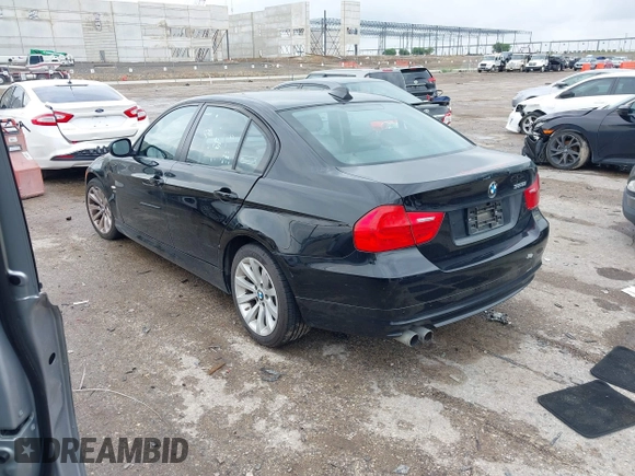 2011 BMW 3 Series 328i xDrive with VIN WBAPK7C5XBA816295, listed as a IAAI auction lot 42486107 with 109,642 mi miles and . Bid and sale history available at DreamBid. Image 3.