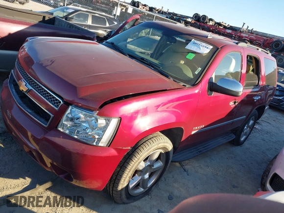 2010 Chevrolet Tahoe LTZ z VIN 1GNUCCE03AR183627, wystawiony jako IAAI lot #40912231 z przebiegiem 234 841 mil mil oraz . Historia ofert i sprzedaży dostępna na DreamBid. Obrazek 17.