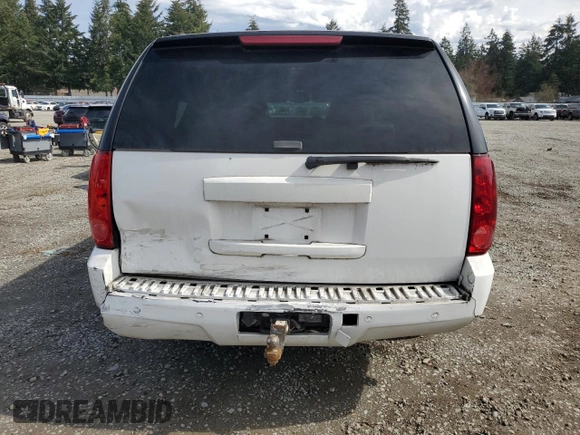 2007 GMC Yukon XL SLT with VIN 1GKFC16097R192754, listed as a Copart auction lot 46148975 with 0 mi miles and Salvage Title. Bid and sale history available at carsss.com. Image 6.