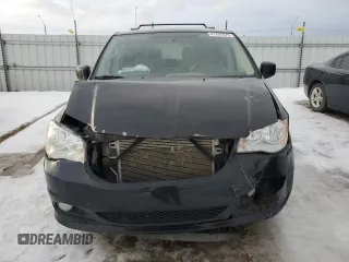 2017 Dodge Grand Caravan Crew Plus with VIN 2C4RDGDG9HR675147, listed as a Copart auction lot 41707575 with 142,644 mi miles and Salvage Title. Bid and sale history available at DreamBid. Image 5.