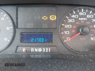 2005 Ford F-250 XL with VIN 1FTSW21515EB27458, listed as a IAAI auction lot 42209245 with 217,001 mi miles and . Bid and sale history available at DreamBid. Image 5.