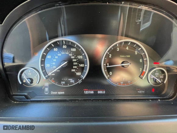 2013 BMW 6 Series 640i with VIN WBA6A0C5XDDF14354, listed as a Copart auction lot 81510294 with 123,166 mi miles and Clean Title. Bid and sale history available at carsss.com. Image 8.
