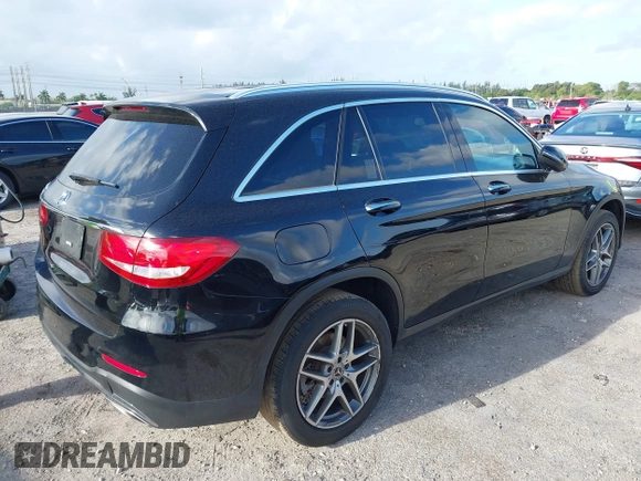 2019 Mercedes-Benz GLC with VIN WDC0G4JB3KV145553, listed as a IAAI auction lot 41957373 with 83,918 mi miles. Bid and sale history available at carsss.com. Image 4.