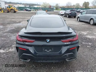 2020 BMW 8 Series 840i z VIN WBAAE4C01LCE09927, wystawiony jako IAAI lot #41908717 z przebiegiem 34 687 mil mil oraz . Historia ofert i sprzedaży dostępna na DreamBid. Obrazek 16.