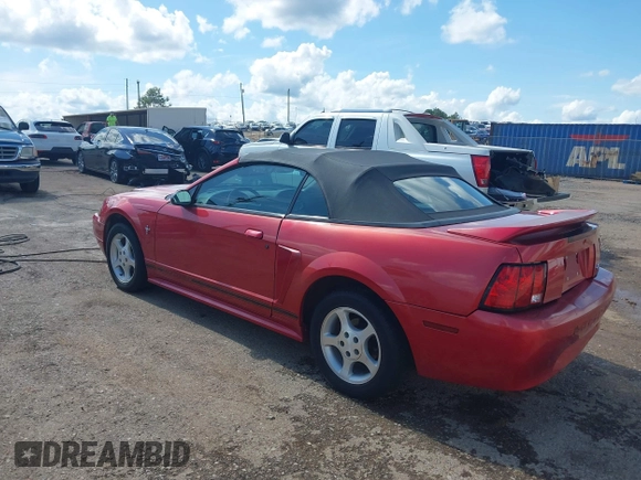 2001 Ford Mustang Deluxe with VIN 1FAFP44441F135562, listed as a IAAI auction lot 42343630 with 156,394 mi miles and . Bid and sale history available at DreamBid. Image 3.