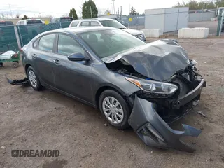 2021 Kia Forte LXS with VIN 3KPF24AD3ME303347, listed as a IAAI auction lot 42014410 with 80,618 mi miles. Bid and sale history available at carsss.com. Image 1.