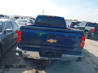 2015 Chevrolet Silverado 1500 LT with VIN 1GCRCREC2FZ297041, listed as a IAAI auction lot 41563446 with 186,163 mi miles. Bid and sale history available at carsss.com. Image 16.