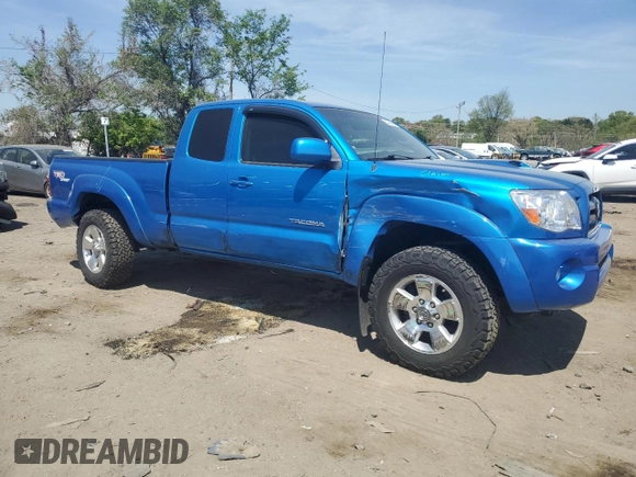 2008 Toyota Tacoma with VIN 5TEUU42N38Z571192, listed as a Copart auction lot 53450395 with 105,683 mi miles and Salvage Title. Bid and sale history available at DreamBid. Image 4.