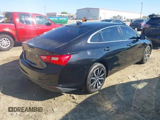 2017 Chevrolet Malibu LT with VIN 1G1ZE5ST5HF267245, listed as a IAAI auction lot 41843718 with 177,133 mi miles and . Bid and sale history available at carsss.com. Image 4.