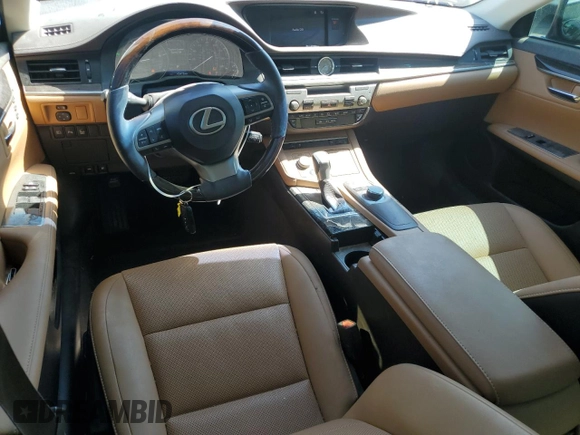 2016 Lexus ES 330 z VIN 58ABK1GG3GU014882, wystawiony jako Copart lot #56576305 z przebiegiem 45 415 mil mil oraz Szkoda całkowita • Salvage title. Historia ofert i sprzedaży dostępna na DreamBid. Obrazek 8.